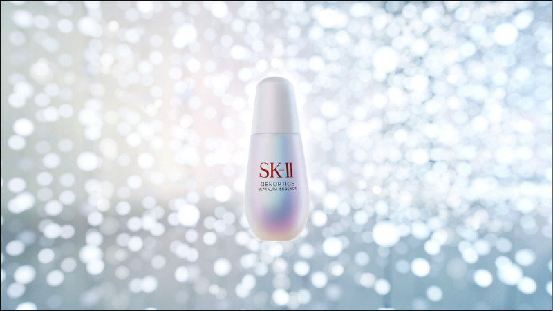 SK-II光蘊臻采煥亮精華，30ml／4,990元、50ml／7,290元、75ml／9,990元。