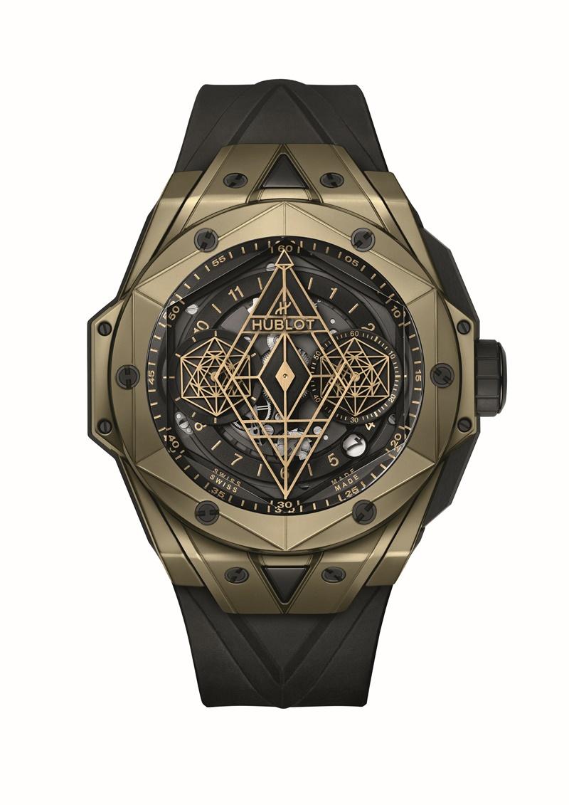 HUBLOT Big Bang Sang Bleu II 魔力金計時碼錶，自動上鍊機芯，拋光18K魔力金錶殼，時分秒顯示、計時功能，錶徑45mm，防水深度100米，1,305,000元，全球限量100只、台灣限量一只。