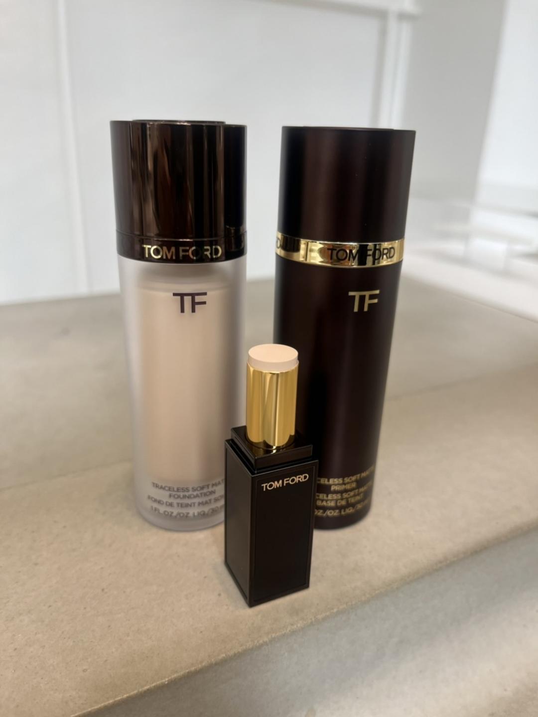 TOM FORD為霧光肌膚打造完美三部曲。