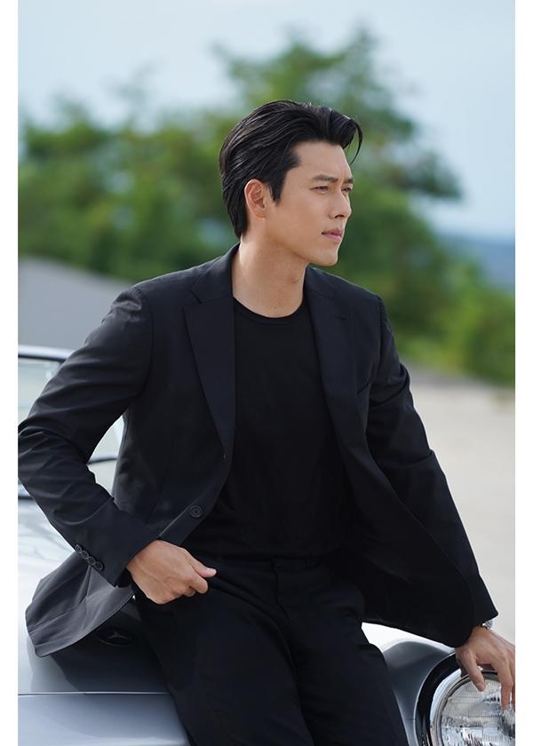 玄彬以清爽模樣再度回歸。