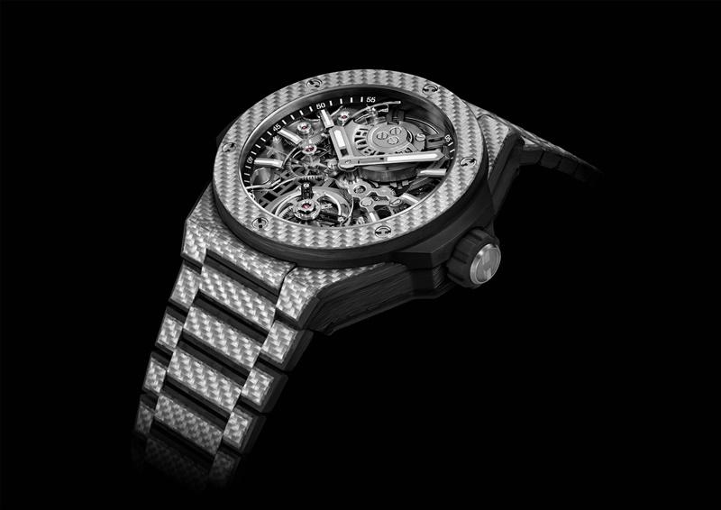 Hublot Big Bang Integrated陀飛輪全碳纖維鍊帶腕錶，3,924,000元，全球限量50只。