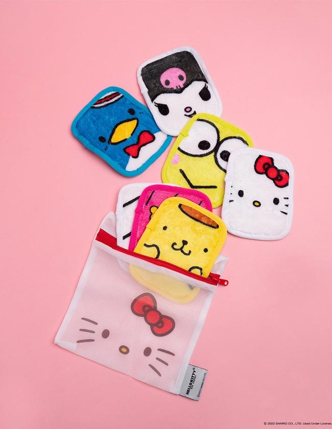 MakeUp Eraser Hello Kitty 三麗鷗聯名七件組，迷你加大款卸妝巾*7+防水洗衣收納袋，超值價890元。