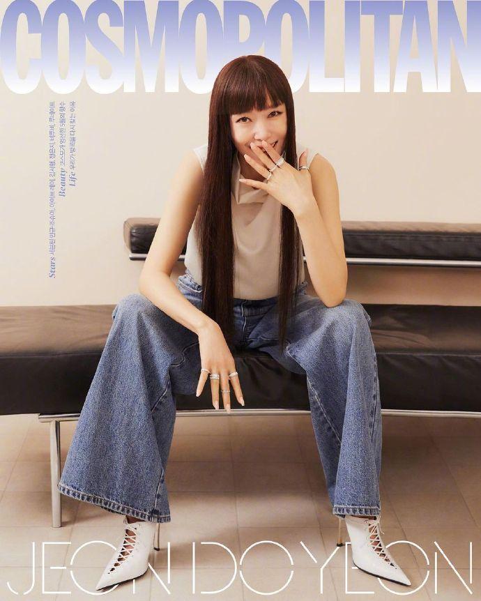 穿著簡單休閒，全道嬿用自身氣質讓粉絲著迷。（圖／翻攝微博）