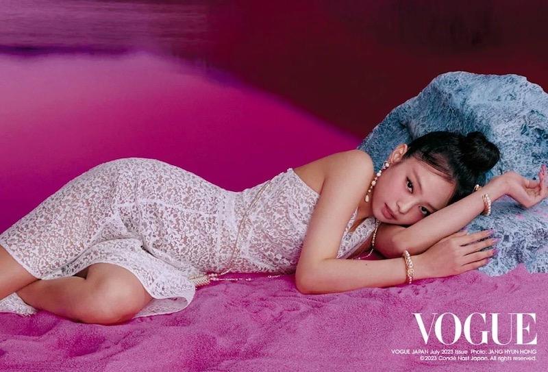 Jennie是新一期《VOGUE JAPON》封面人物。（截自instagram）