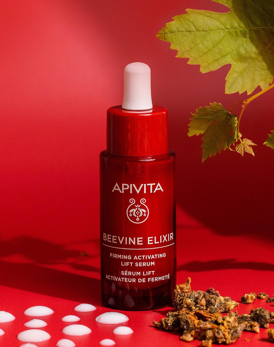 APIVITA膠原緊緻彈潤精華 30ml/2,210元。