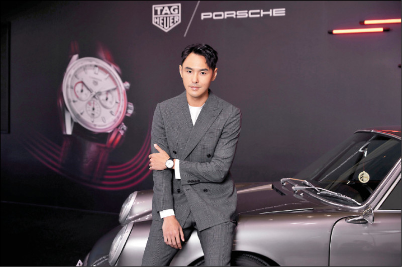 是車迷也是錶迷的阮經天，受邀出席TAG Heuer與Porsche聯名錶款發表活動。