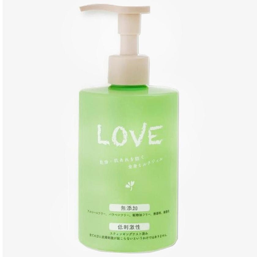 Club Love親膚舒敏保濕乳液，300ml，售價500元、特價429元。