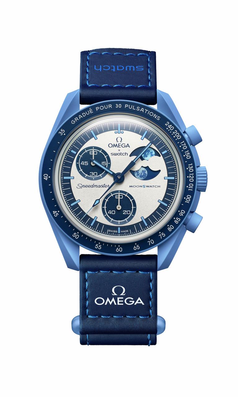 SWATCH x OMEGA Bioceramic MoonSwatch MISSION TO THE SUPER BLUE MOONPHASE腕錶，9,900元。(SWATCH提供，以下同)