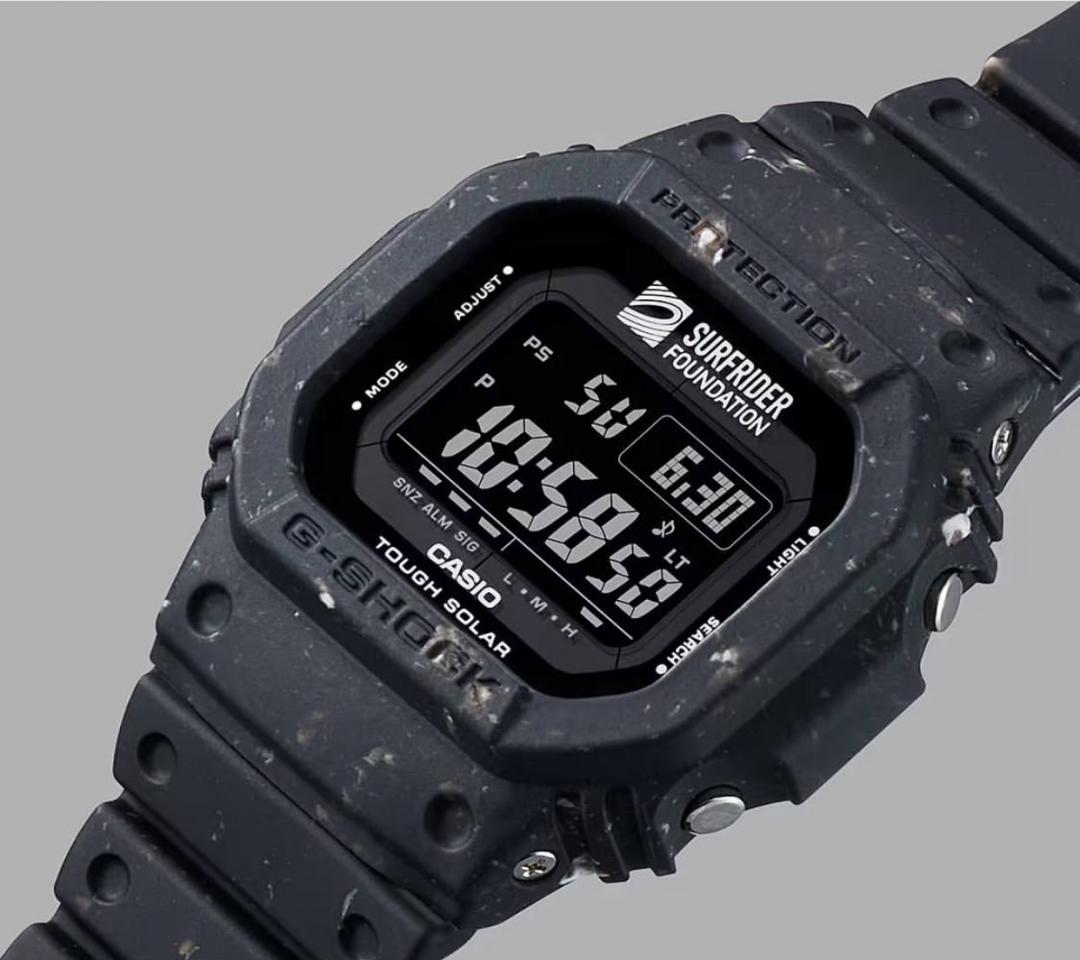 G-5600SRF-1錶款，4,500元。(G-SHOCK提供，以下同)