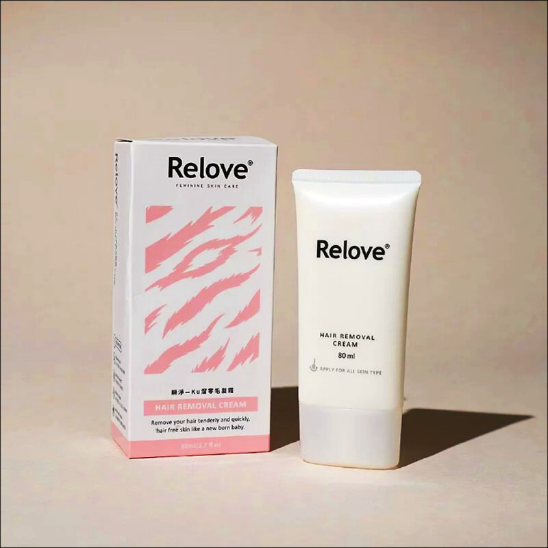 Relove Ku溜零毛髮霜，1,230元。利用獨家技術，根除毛髮、不長粗硬毛，加入海洋膠原蛋白北法紅藻成分，維持肌膚水潤彈性。