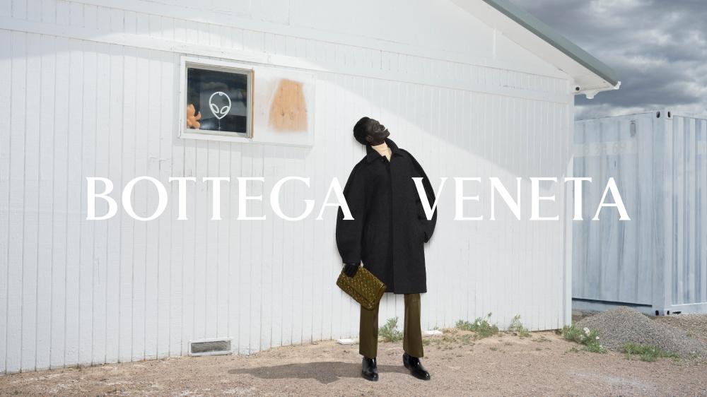 Bottega Veneta形象大片前進美國鄰近「神秘51區」的猶他州與內華達州拍攝。