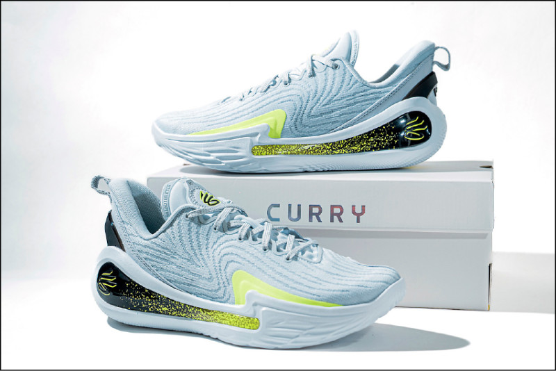 UNDER ARMOUR Curry 12球鞋，推薦價5,280元，A11全台首賣。