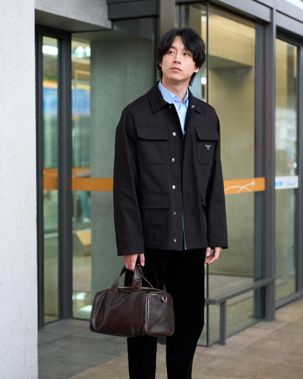 坂口健太郎為出席Prada新店開幕活動來台。（品牌提供）