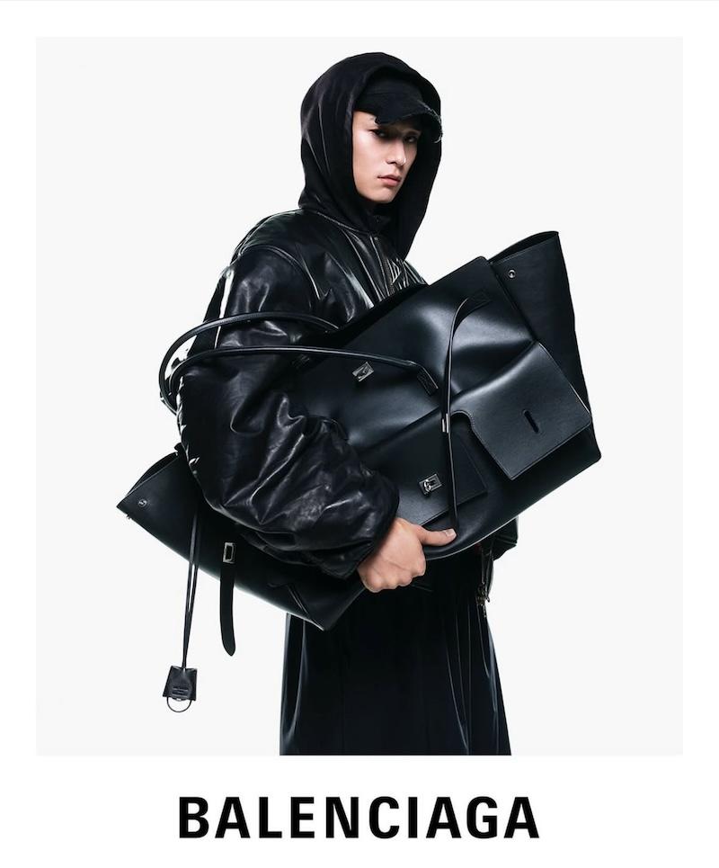 柱延曾經多次登上Balenciaga形象廣告。（品牌提供）