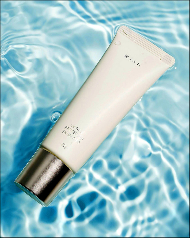 RMK高效UV防護乳SPF50+/PA++++，50g／1,300元。