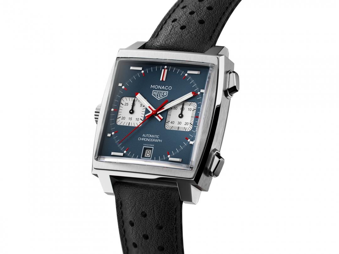 太陽佩戴：TAG Heuer Monaco經典左冠計時腕錶，265,800元。（TAG Heuer提供）