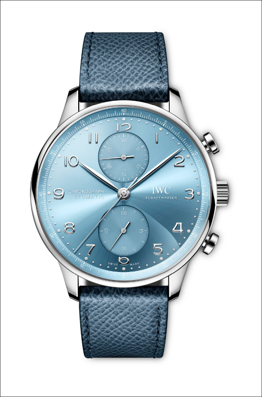 IWC葡萄牙系列計時腕錶，搭載IWC萬國錶自製69355自動上鍊機芯，18K白金錶殼，計時功能，錶徑41mm，624,000元。