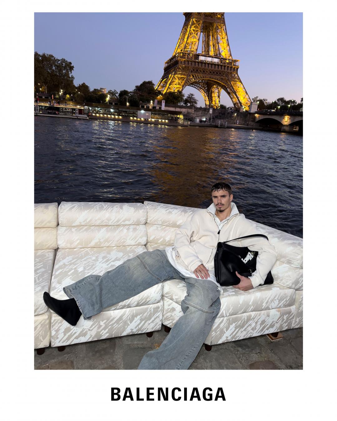 去年（2024）底，羅密歐登上BALENCIAGA廣告，以不羈態度詮釋新一季造型。
