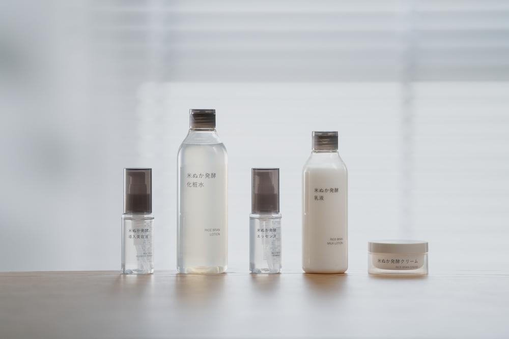 全系列核心成分為「日本米糠發酵液」，取代一般保養品中的水作為基底，具有高滲透力。