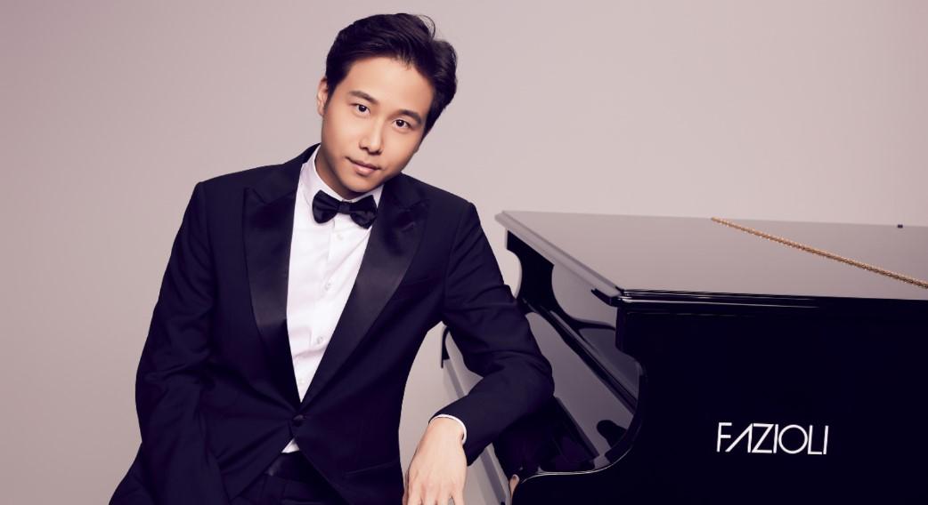 GIORGIO ARMANI奏響林易十年鋼琴路 量身打造三套造型 時尚西服與音樂藝術交融