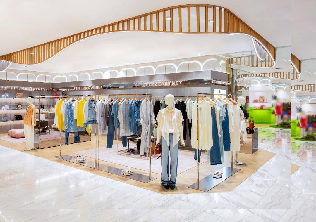 Stella McCartney在SOGO復興館四樓開幕新店。