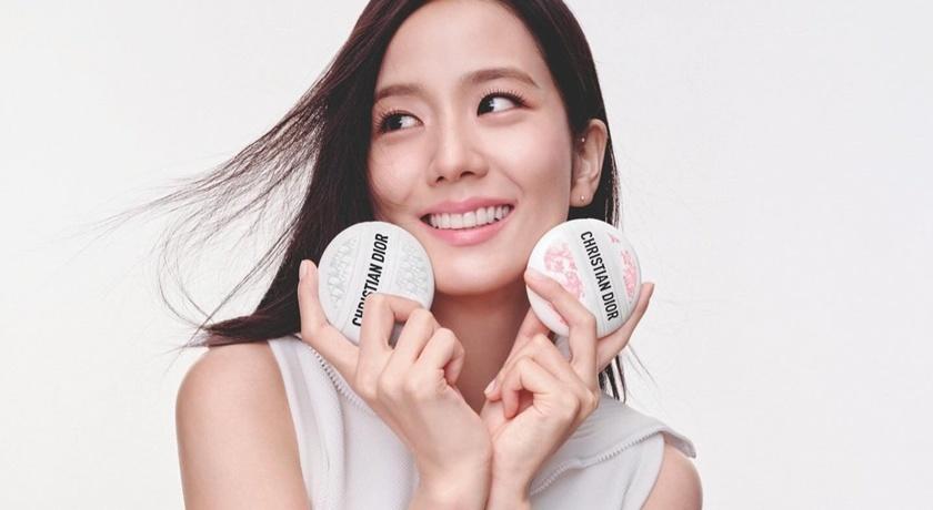 Jisoo向來是帶貨王。