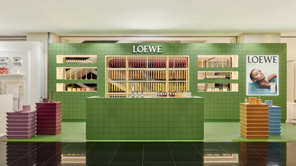 LOEWE漢神巨蛋體驗店。
