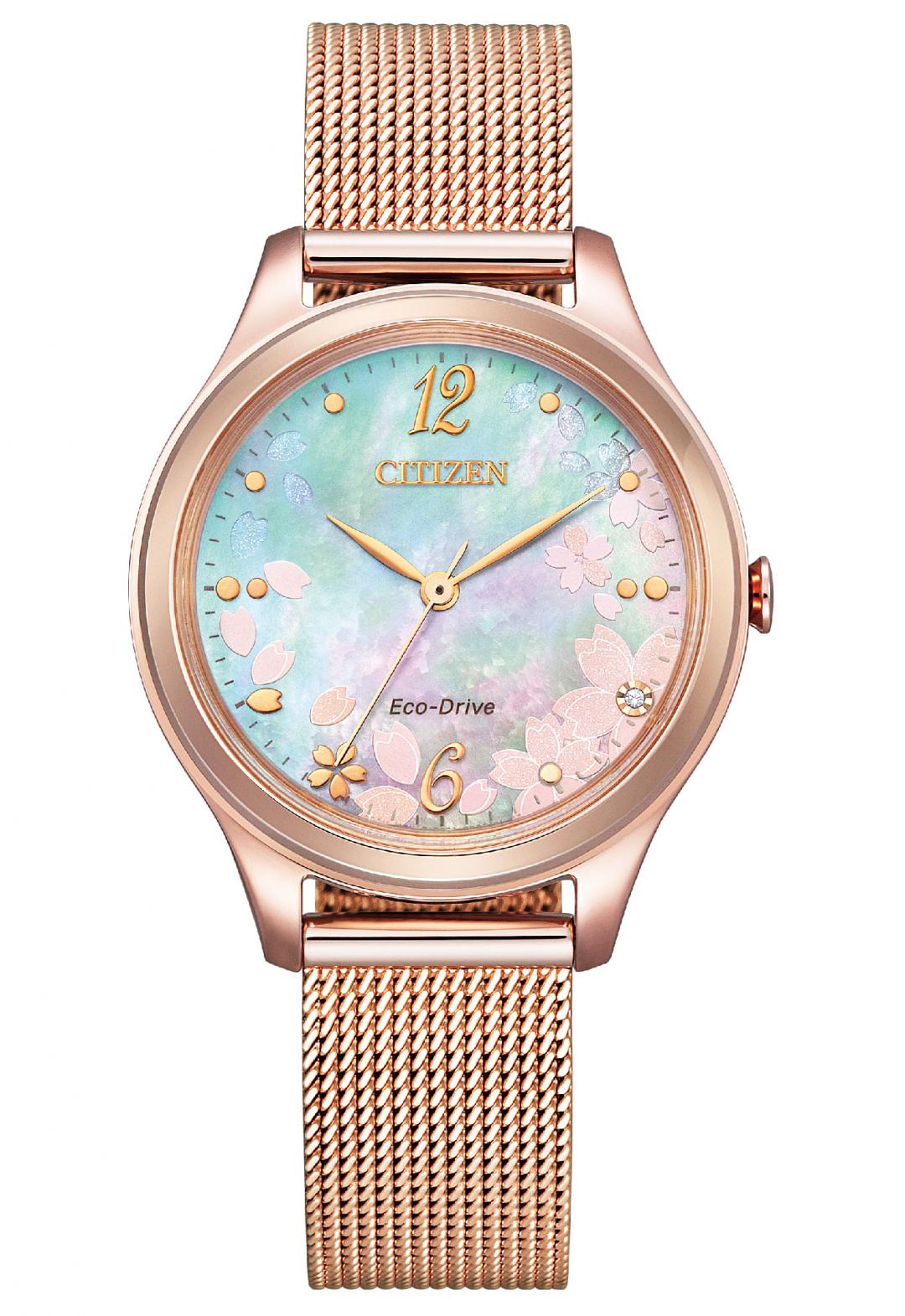 CITIZEN櫻花限定腕錶EM0508-80D，32毫米不鏽鋼錶殼，搭載光動能，9,900元。