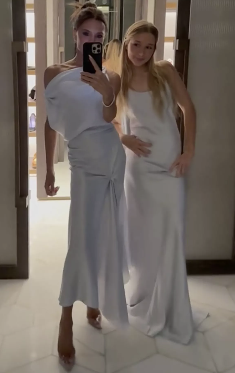 貝克漢母女有如雙胞胎。