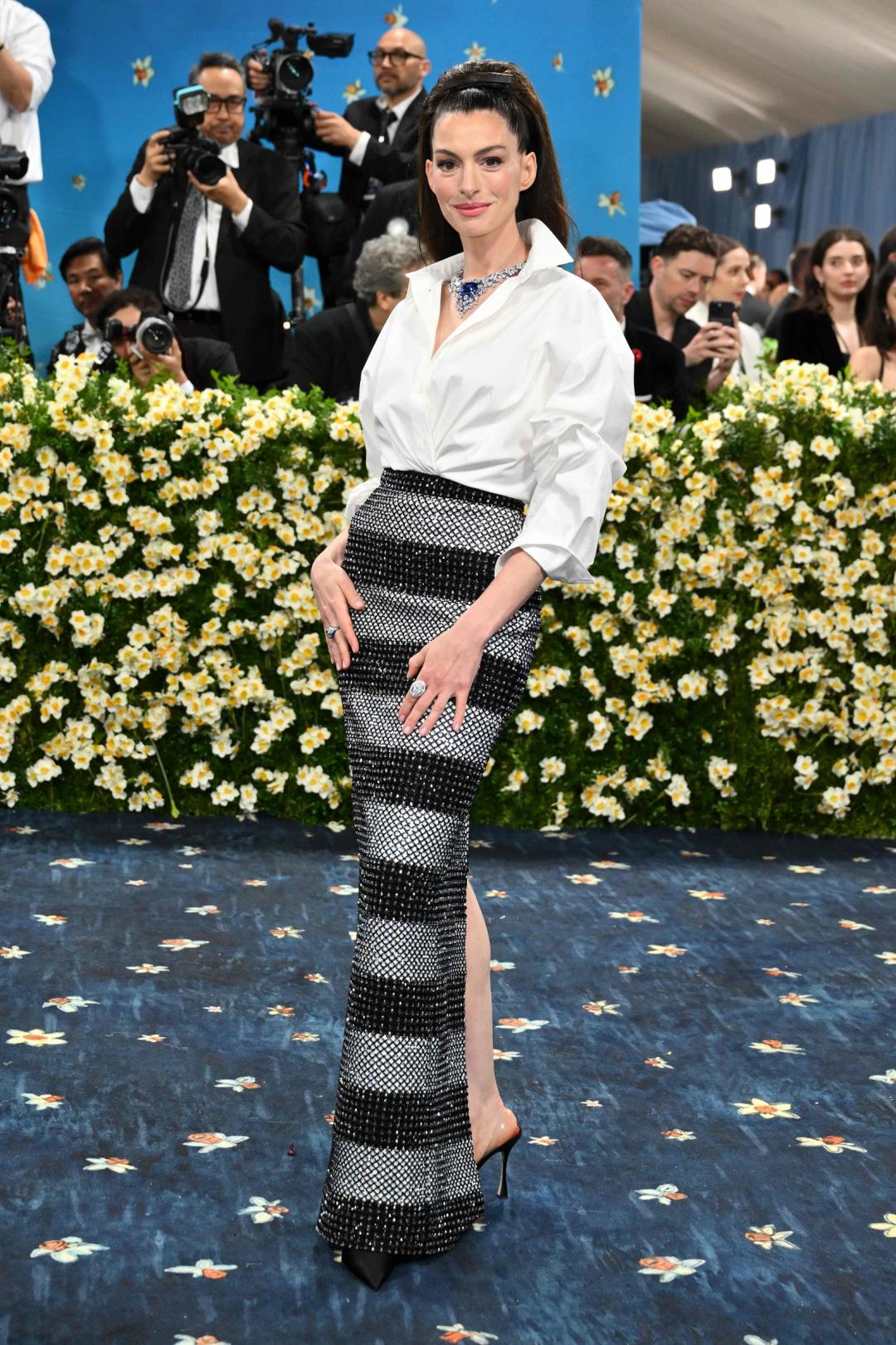 Anne Hathaway。