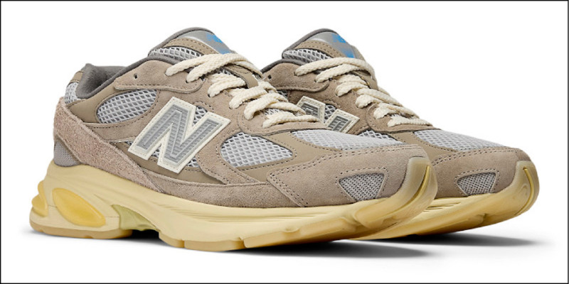 New Balance Grey Days 2010鞋款，4,880元。
