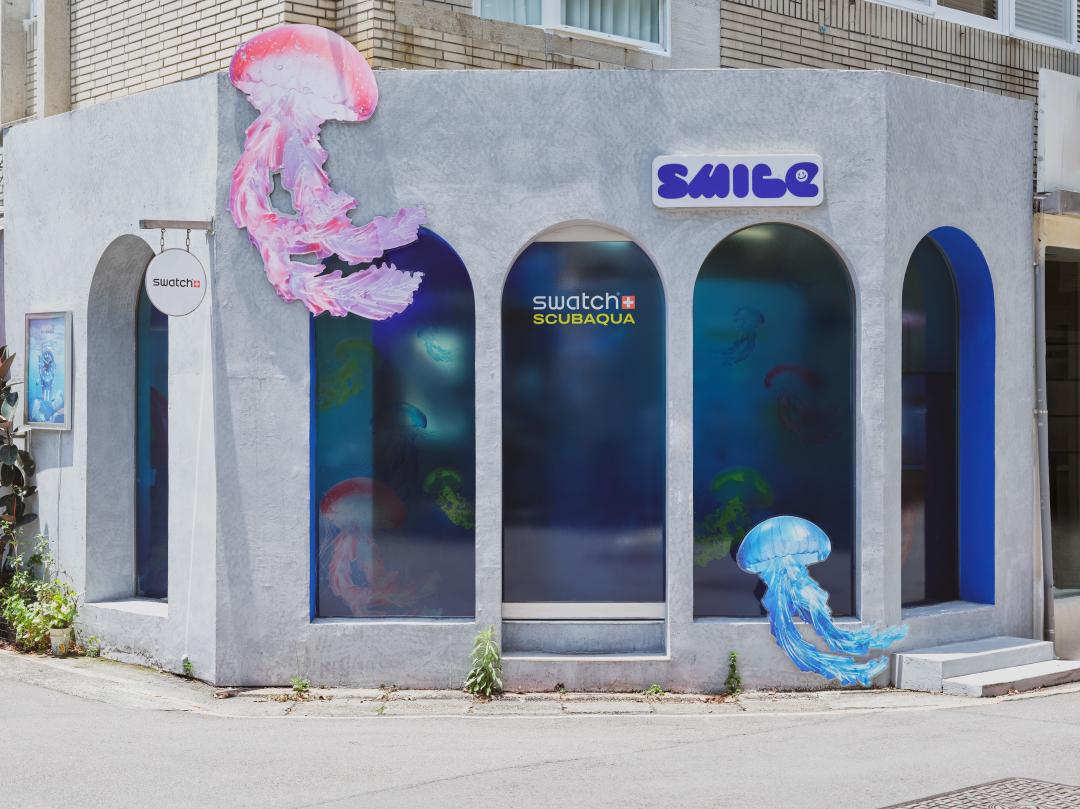 Swatch特別與SMILE韓式拍貼機（中山店）合作，即日起至5/11快閃登場。