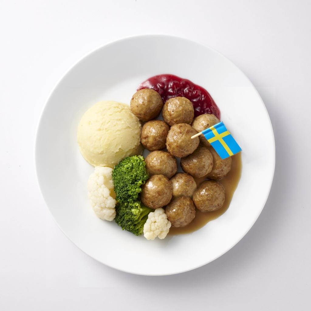 IKEA瑞典肉丸是招牌美食，12顆179元。(IKEA提供，以下同)