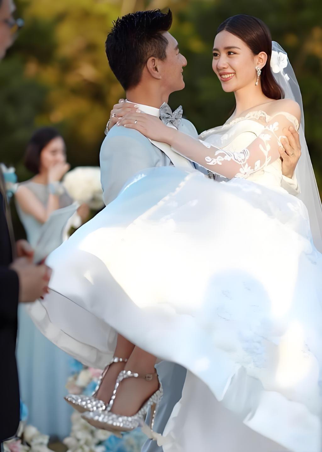 吳奇隆、劉詩詩當年婚禮超盛大。