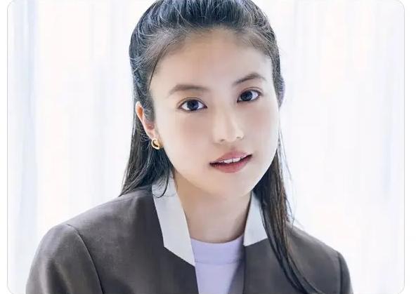 今田美櫻被認為非常符合可愛松鼠臉的特徵。