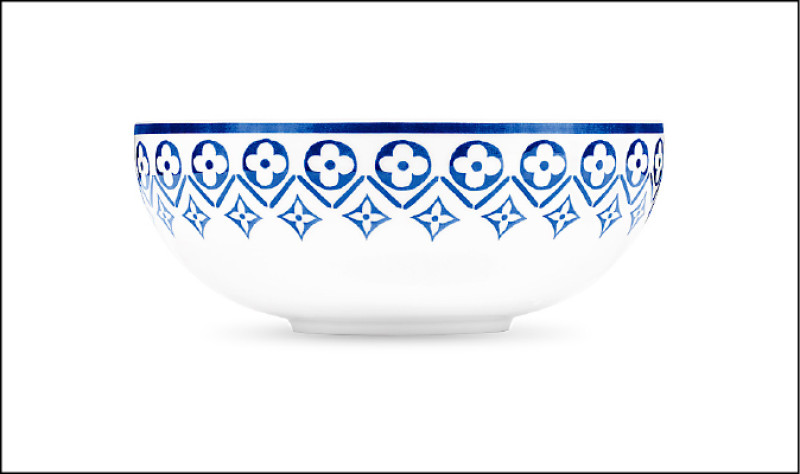 Monogram Flower Tile大型餐碗，13,800元。