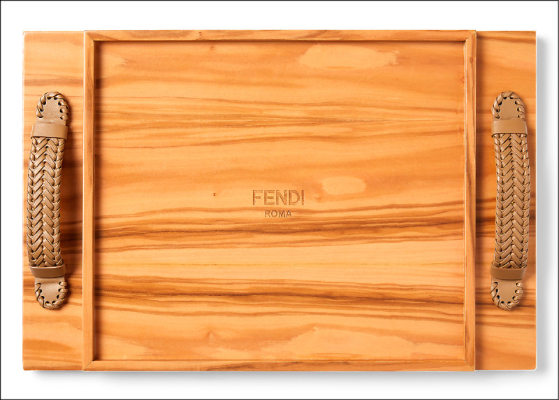 FENDI木製托盤，價格店洽。
