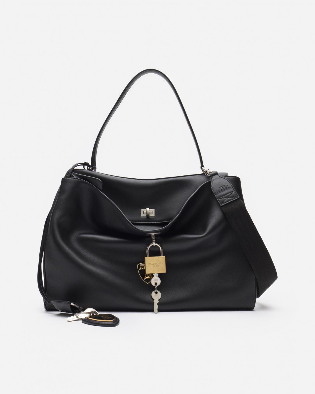 Rodeo Handbag Large With Charms，售價NT$293,800元。