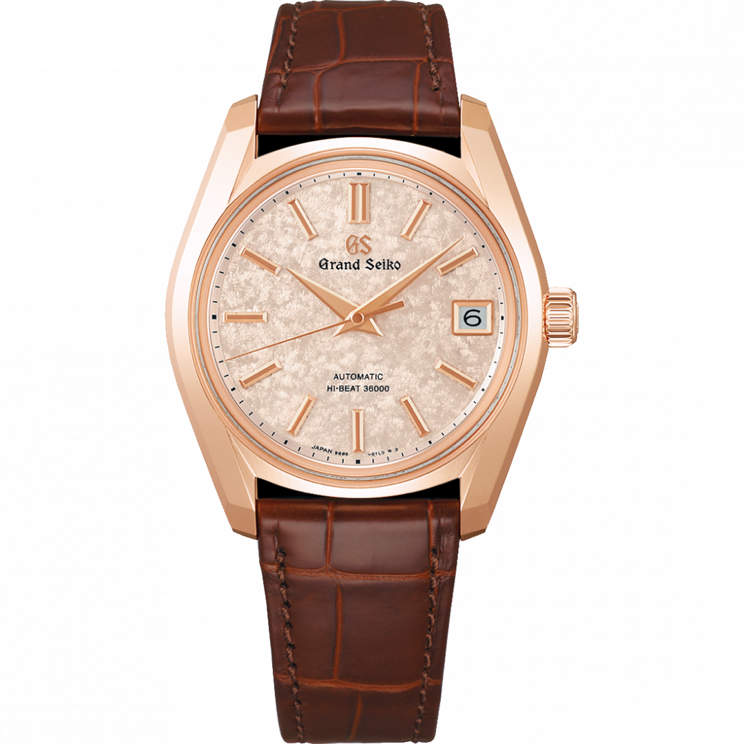 Grand Seiko 62GS首度推出玫瑰金款，900,000元。(Grand Seiko提供，以下同)