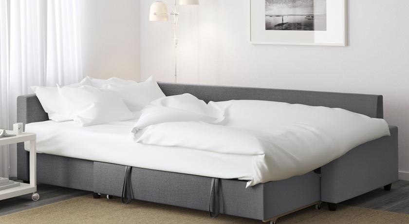 IKEA這款沙發床靠超強收納成熱搜!三種功能靈活運用 省力設計一秒收光雜物