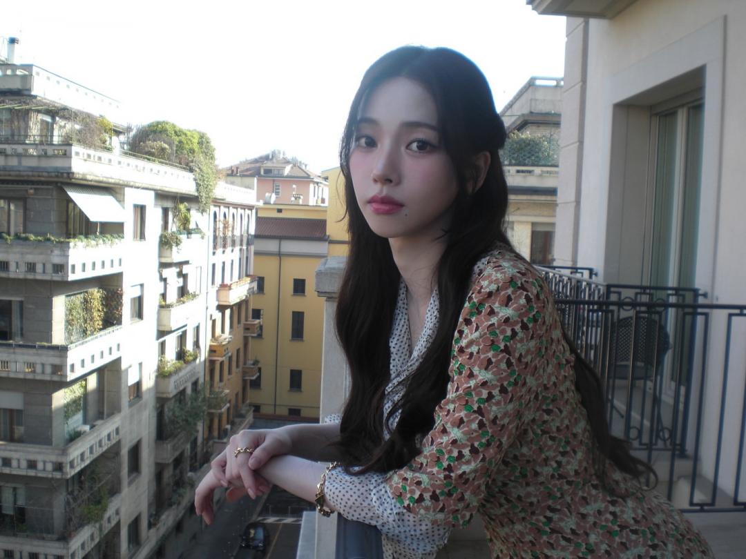 Karina近半個月因「政治敏感度太低」在韓網成為話題人物。