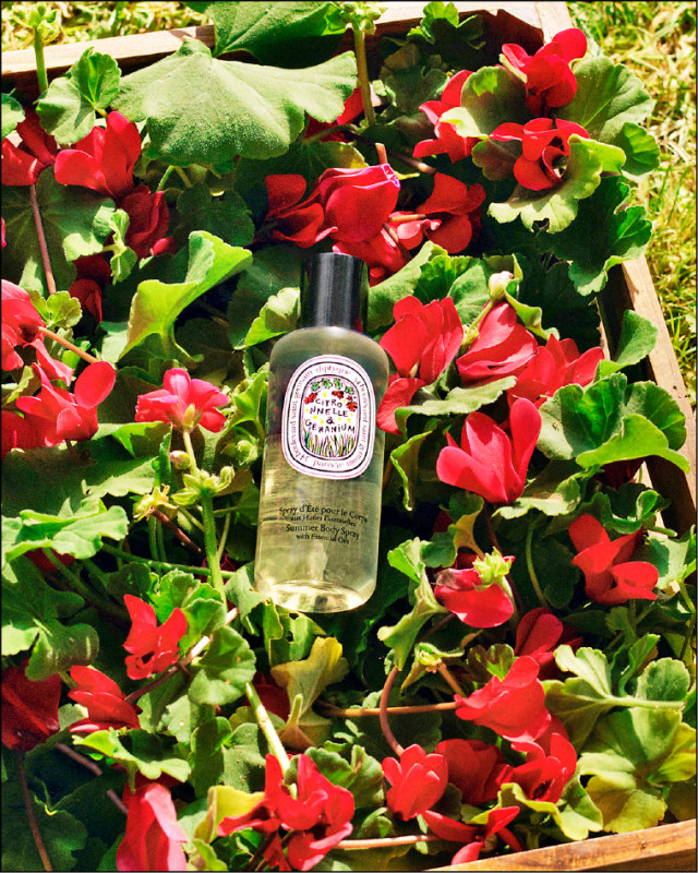 Diptyque 2025限量夏日戶外身體噴霧，100ml／1,900元。