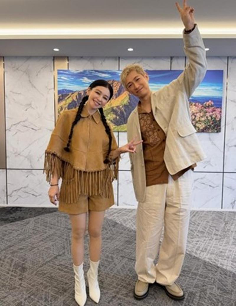 徐若瑄（左）。（翻攝自instagram）