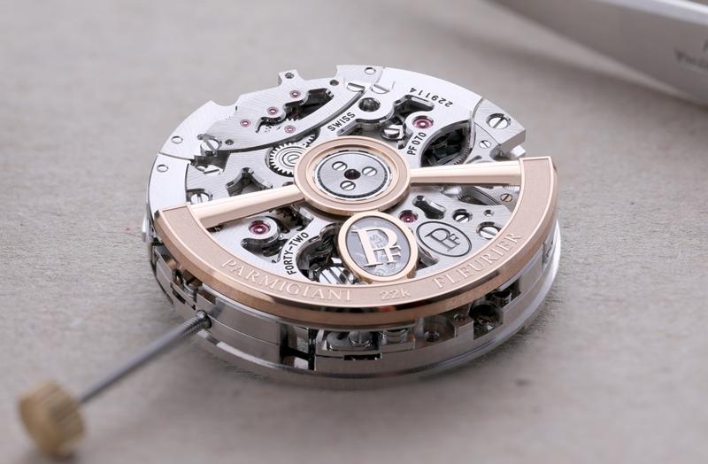 搭載獲瑞士官方天文台認證（COSC）的一體式高頻計時機芯。（Parmigiani Fleurier提供）