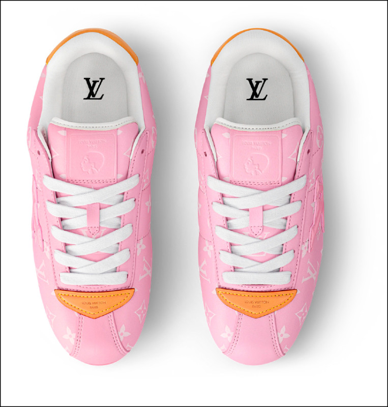鞋舌可見菲董臉部「Phriendship」剪影。Louis Vuitton LV Buttersoft櫻花粉色Monogram運動鞋，61,000元。