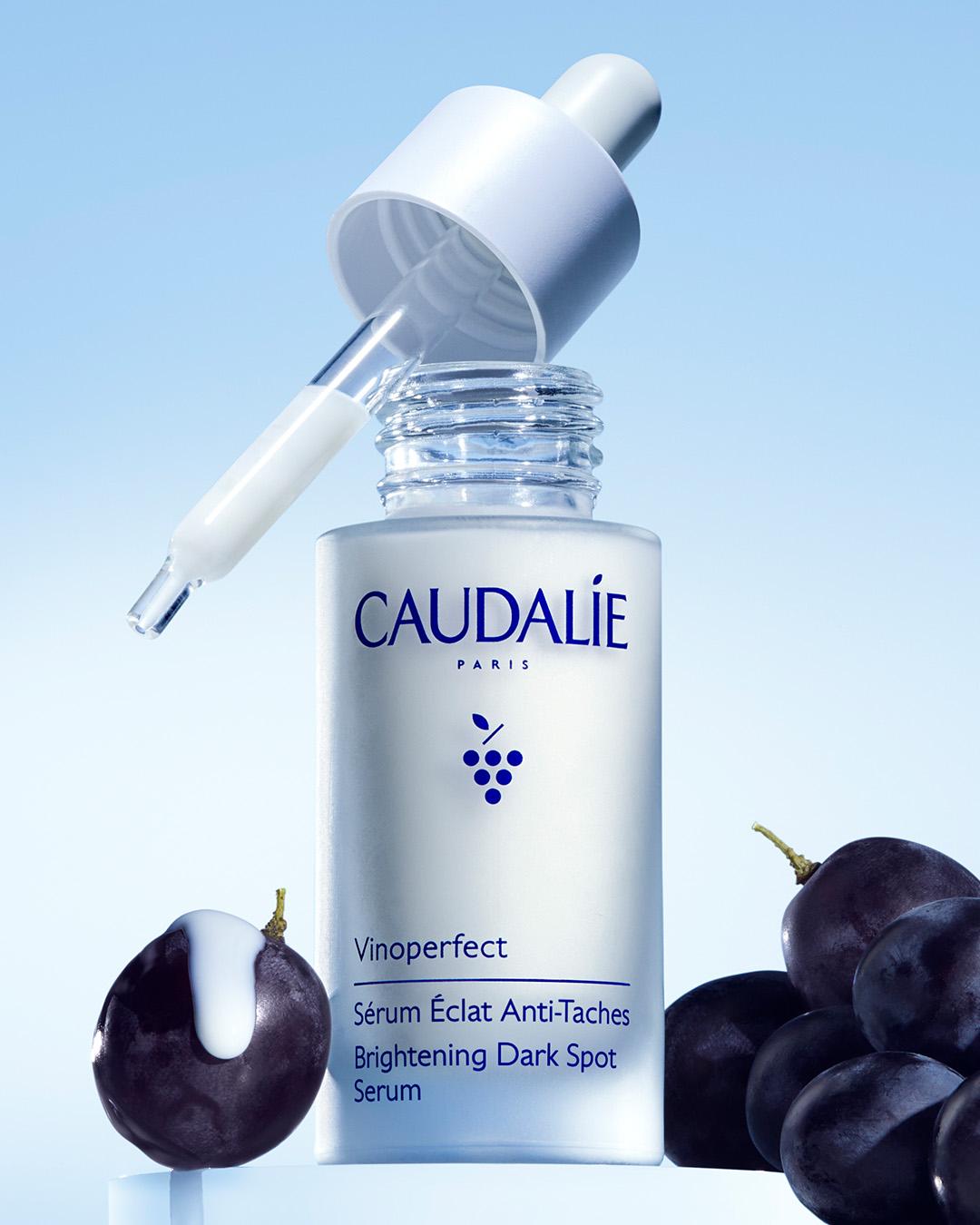 Caudalie葡萄蔓極緻亮白精華30ml/2,200元。