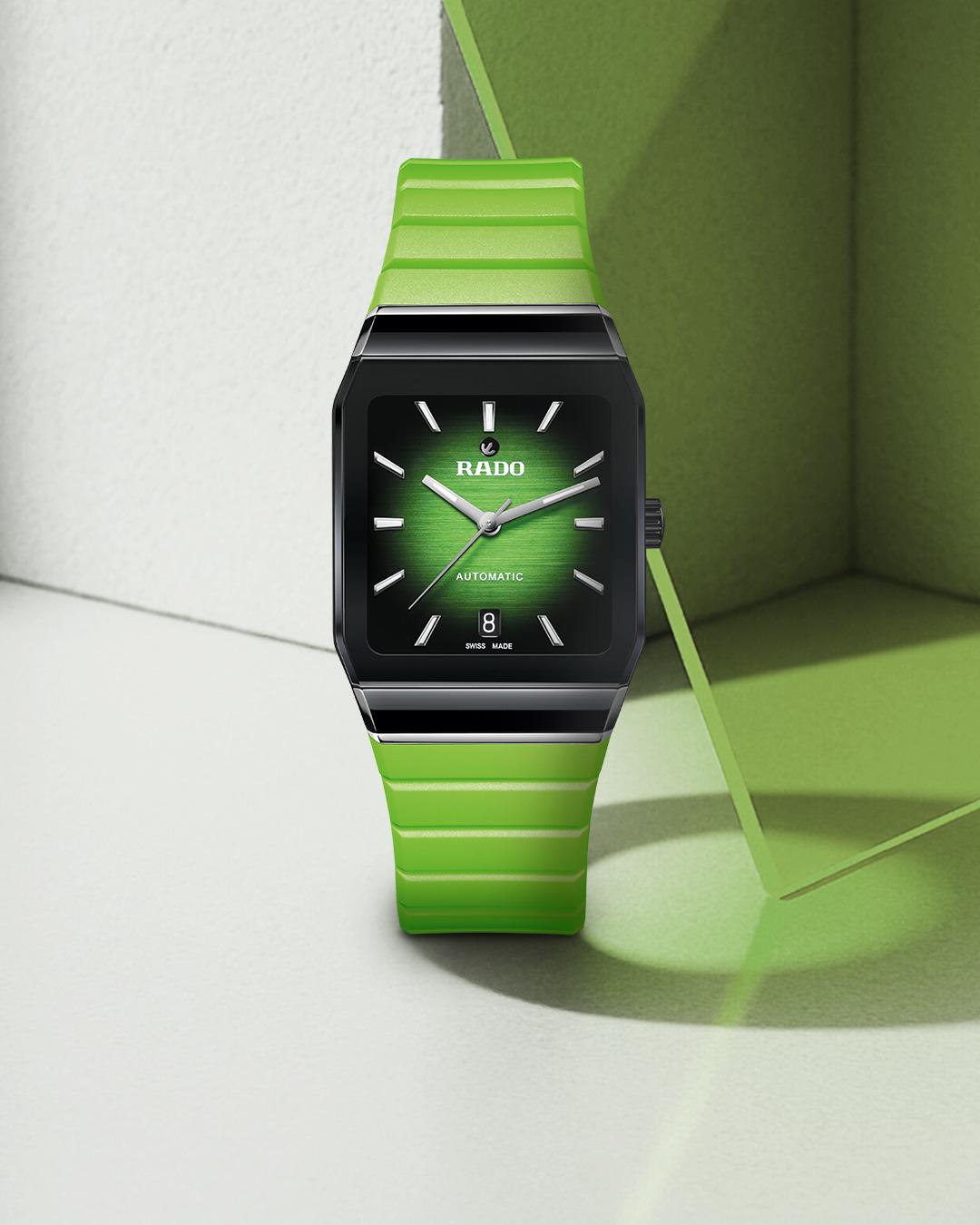 RADO Anatom系列高科技陶瓷自動腕錶，綠色款，110,500元。(RADO提供，以下同)