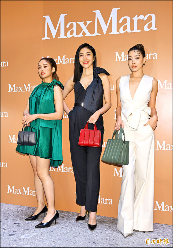 吳映潔（圖左起）、楊謹華、蔡詩芸各自選穿Max Mara早秋造型，以俐落剪裁與蝴蝶結設計，展現女性自信風採。（記者胡舜翔攝）