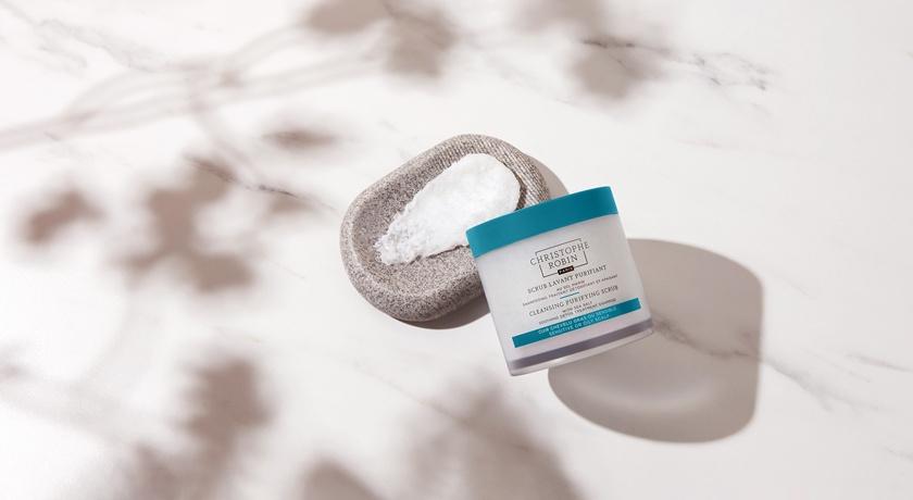 Christophe Robin海鹽舒緩頭皮潔淨霜250ml/1,650元。