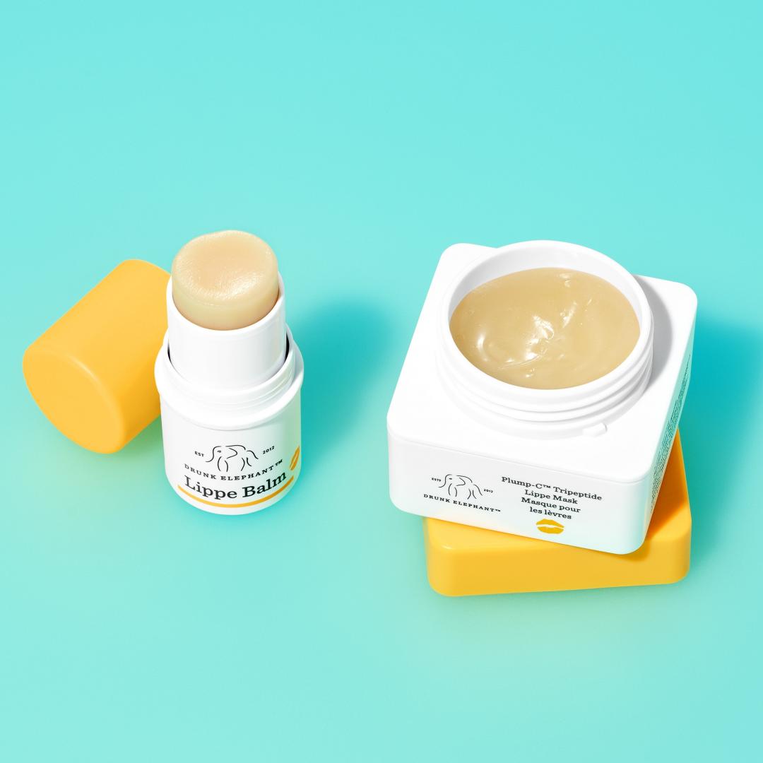 醉象嘟嘟潤唇膜用法多元，除了當護唇膏、夜間修護唇膜，還能增加唇膏的水亮感。